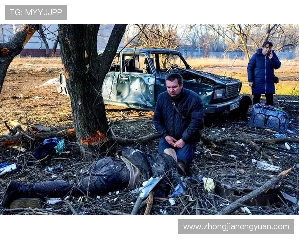 乌克兰足球明星为国捐躯感人视频引发全球关注与哀悼
