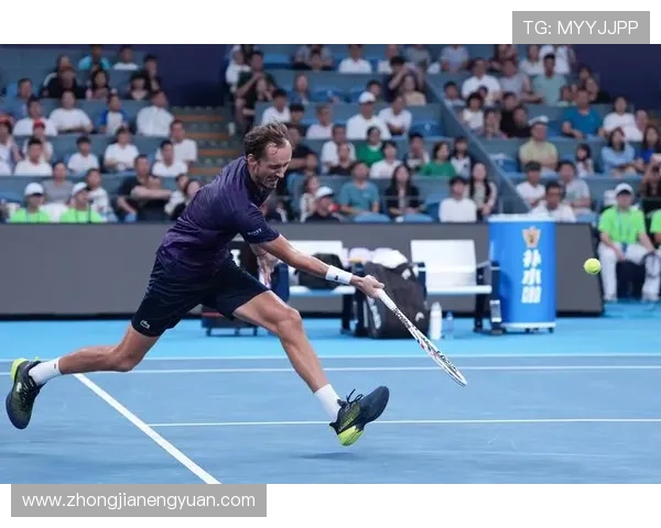 深入探讨杭州网球队的战术配合与团队协作优势分析